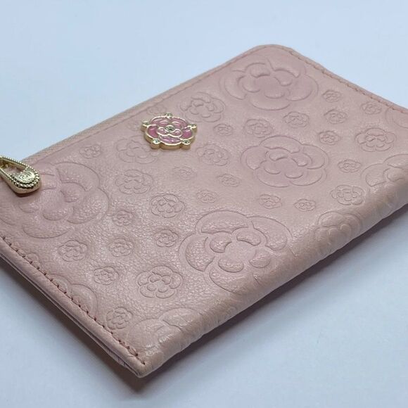Authentic Clathas Pale Pink Leather Small Coin Purse / Card Case / Wallet - Picture 4 of 8
